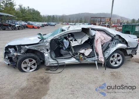 2013 Chevrolet Malibu 1Ls from USA, damaged, VIN 1G11B5SA2DF281960